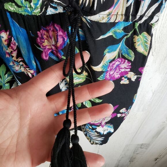 Band of Gypsies Tropical Print Romper - Picture 2 of 7